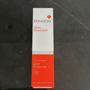 AVST Moisturiser 1 Skin EssentiA - White & Orange
